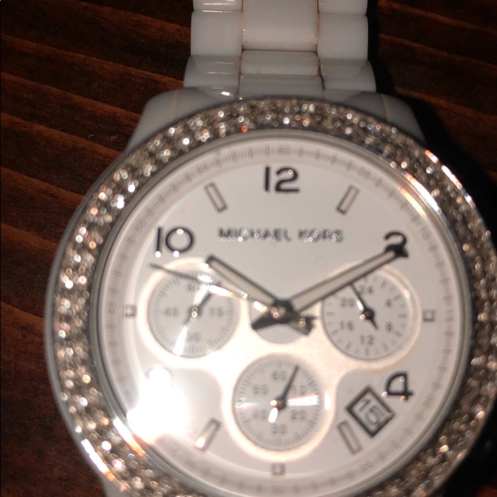 Watches - Picture 4 of 5